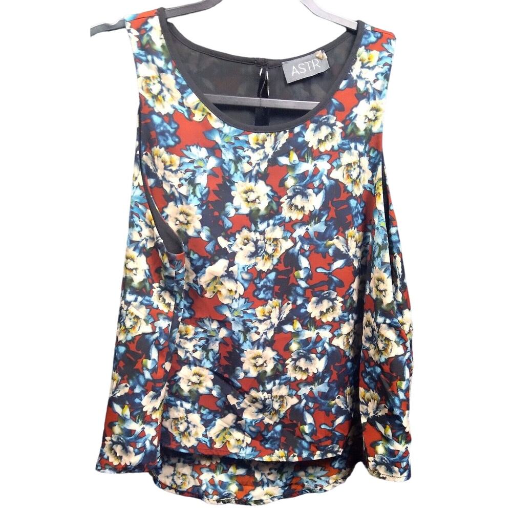 ASTR Women Sleeveless Blouse